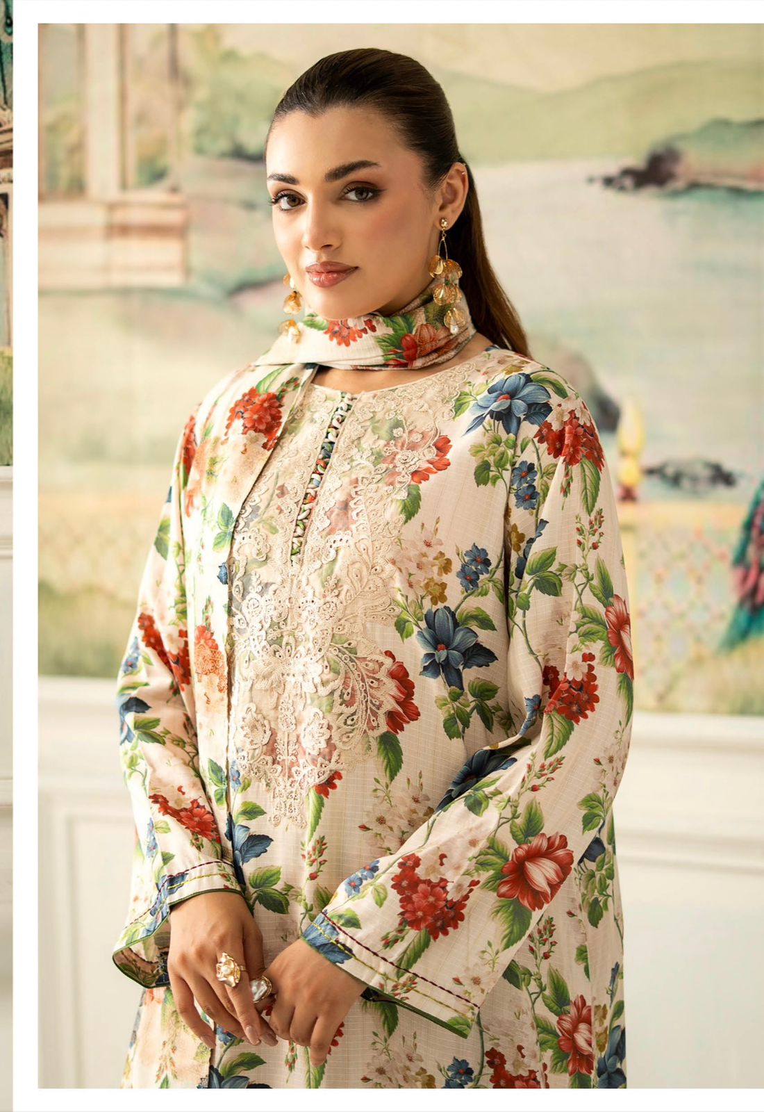 NOA BY GULL JEE EMBROIDERED LINEN