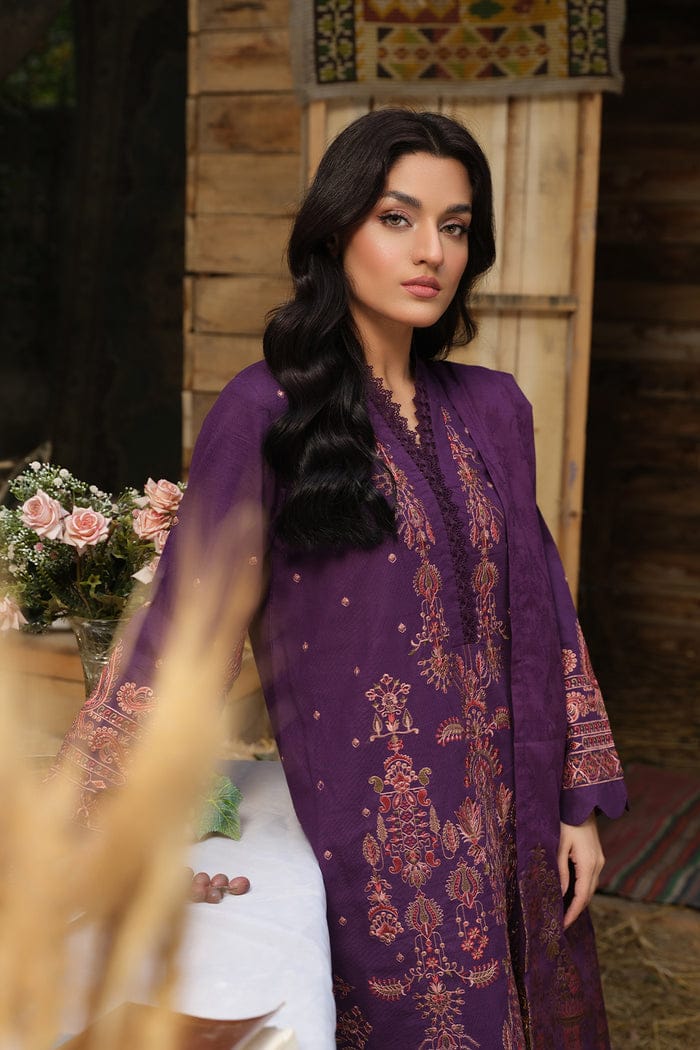 JOHRA EMBROIDERED KHADDAR WITH BANARSI JACQUARD SHAWL