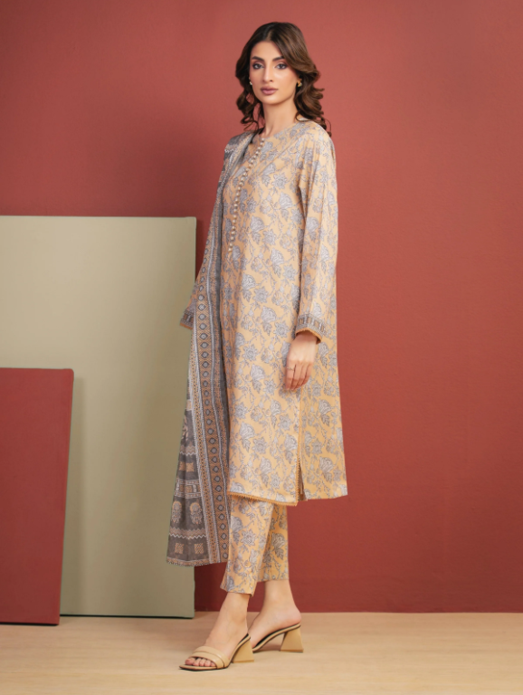 Edenrobe Allure Summer Collection 327 3pc Printed Lawn Shirt & Dupatta