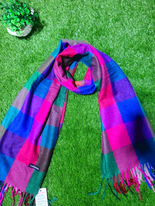 IMPORTED WOOLEN STOLER