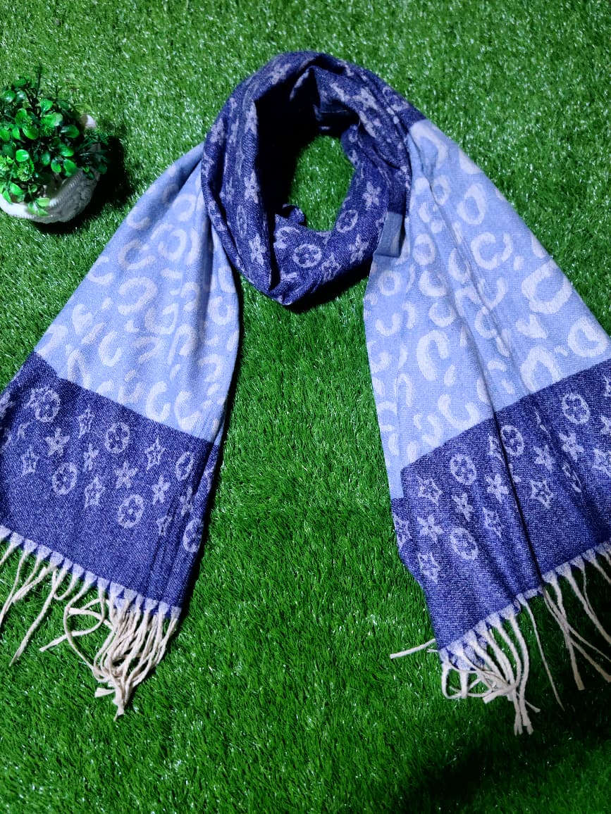 IMPORTED WOOLEN STOLER