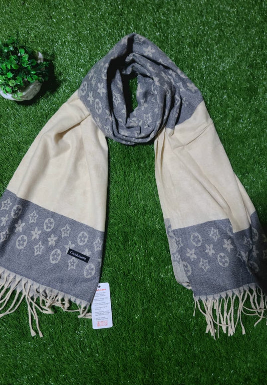 IMPORTED WOOLEN STOLER