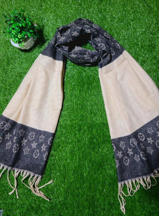 IMPORTED WOOLEN STOLER