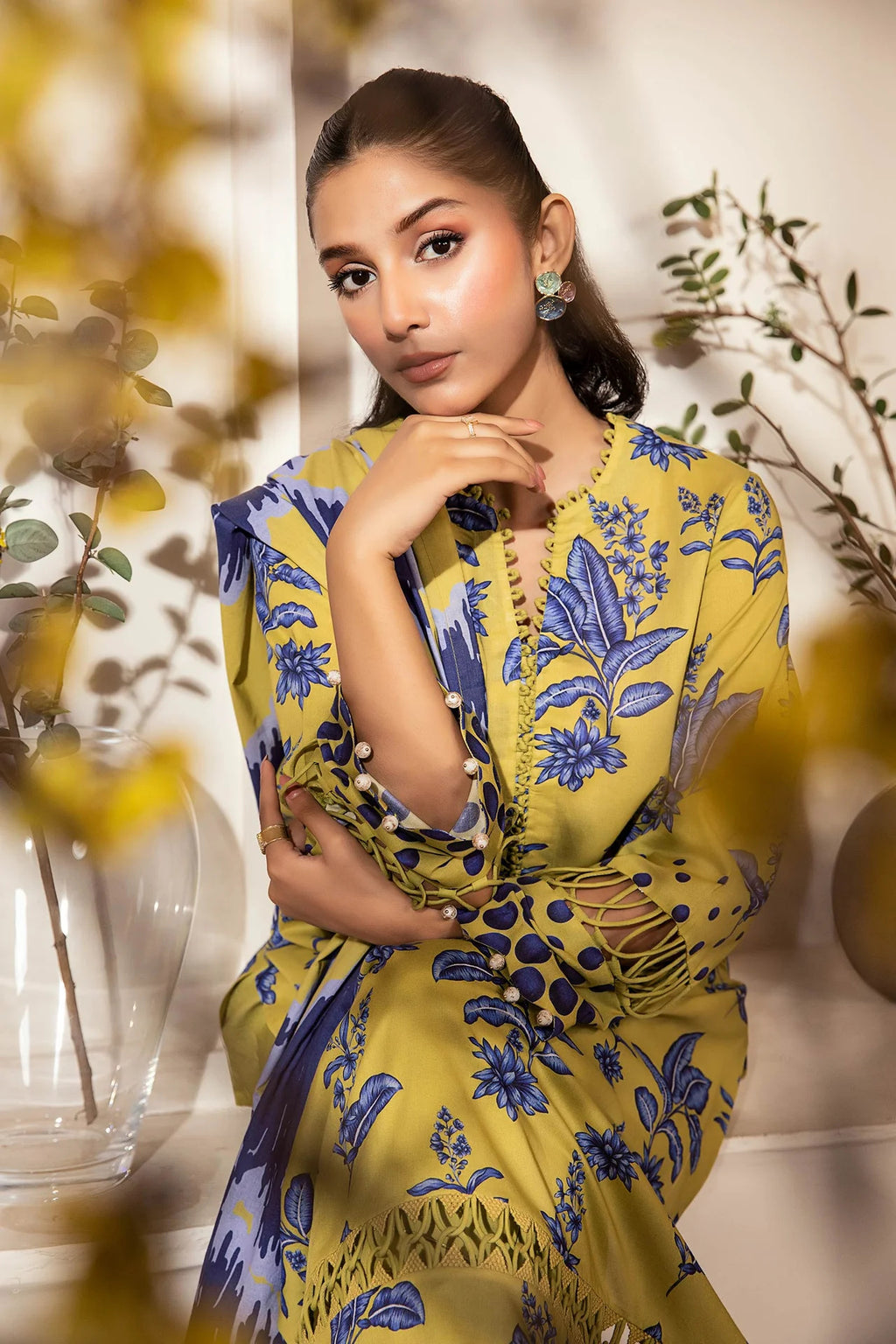 Elaheh by M. Bsics 3pc Printed Lawn Suit 01