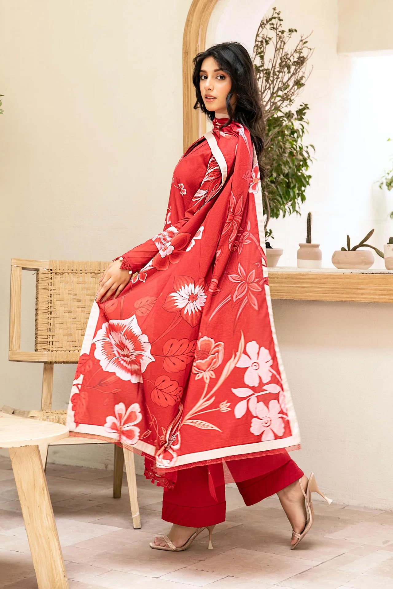 Elaheh by M. Basics 3pc Printed Lawn Suit 02