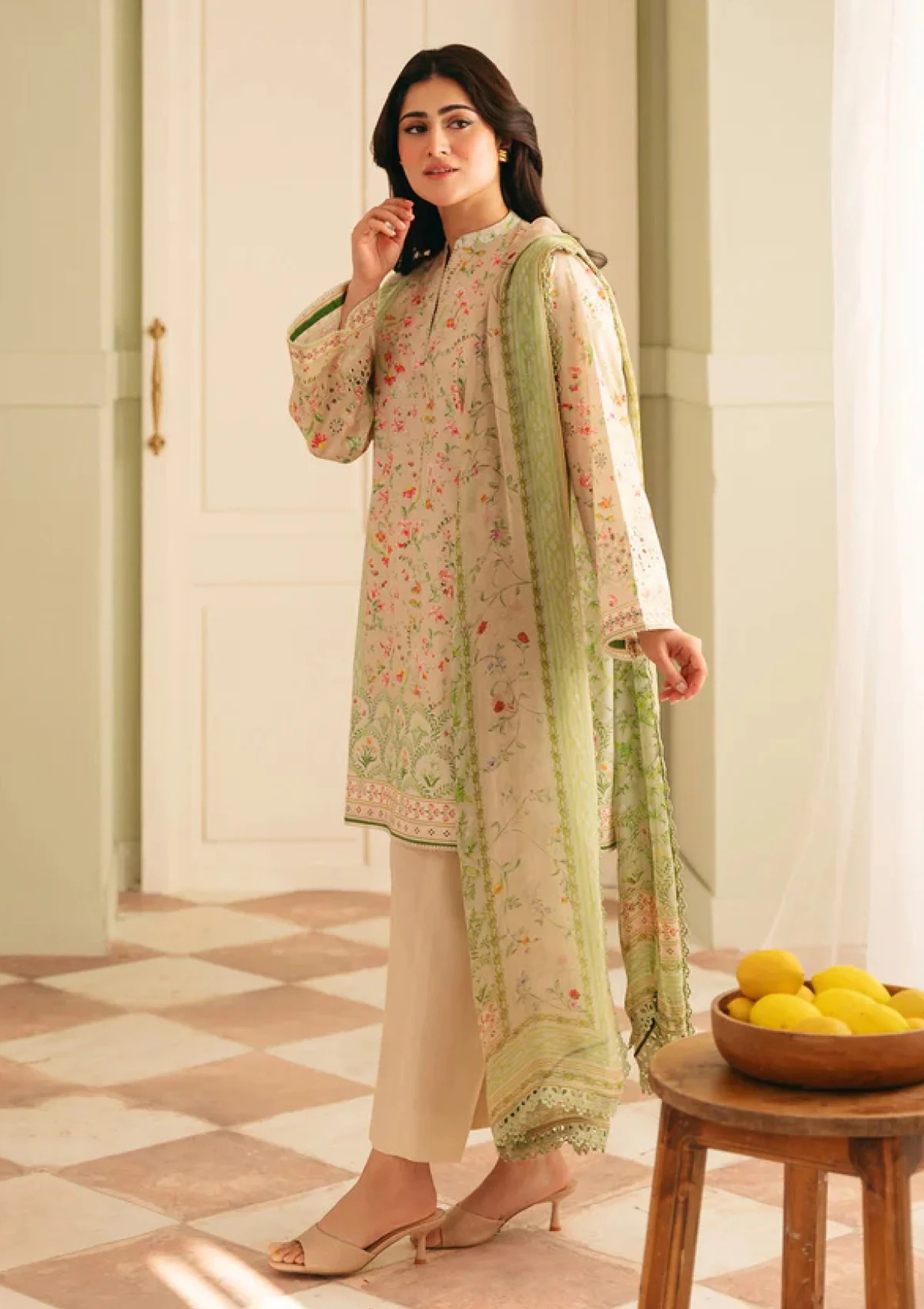 Sahar Raya 01 Embroidered Lawn with Chiffon Dupatta