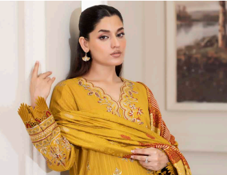 JOHRA AMISH EMBROIDERED WINTER DHANAK PEACH COLLECTION WITH BANARASI JACQUARD SHAWL